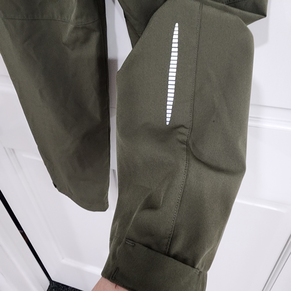 baleaf Olive Green Lightweight Cargo Joggers - Picture 6 of 13